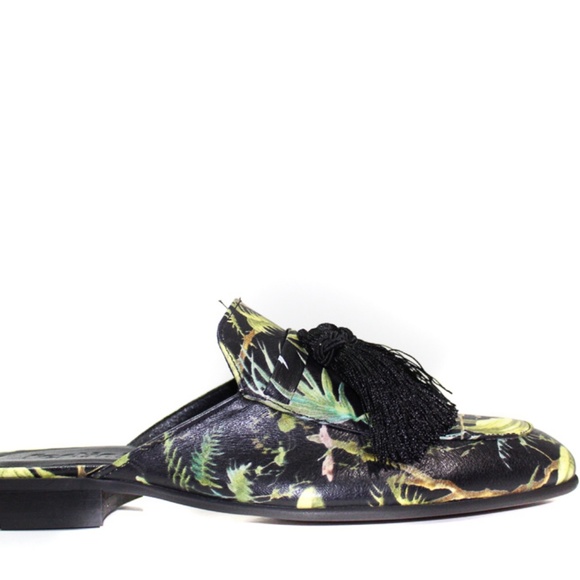 Leather Slippers - Picture 3 of 4